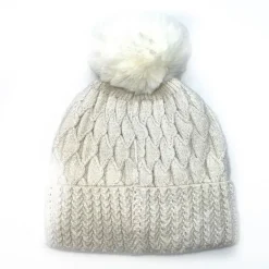 Bonnet équitation tricoté avec pompon