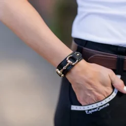 Bracelet cuir mors doré