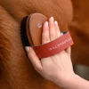 Brosse douce cheval poils courts Hard Wood - Waldhausen