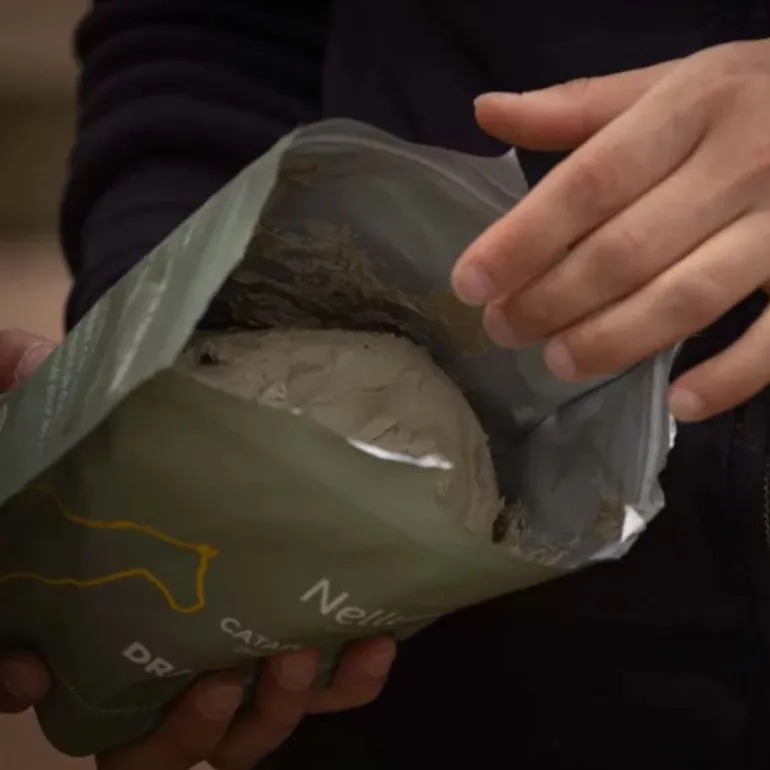 Cataplasme d'argile cheval Drainage & Détox - Nellumbo