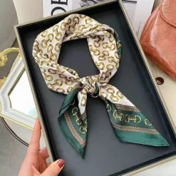 Foulard soie synthétique déco mors
