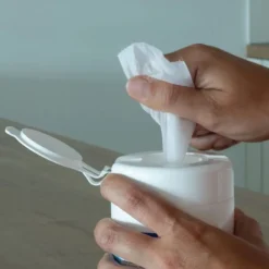 Lingettes désinfectantes écurie virucide multisurfaces ( X100)