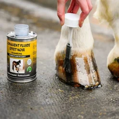 Onguent fluide effet noir du maréchal sabot cheval - Gamme du Maréchal