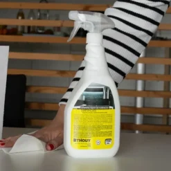 Spray désinfectant box, van et écurie cheval virucide multisurfaces 750 ml